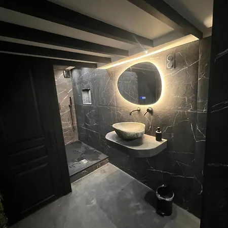 Lh Loft And Escapade A 2 Avec Jacuzzi Prive Apartment