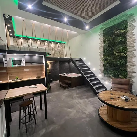 Lh Loft And Escapade A 2 Avec Jacuzzi Prive Гавр